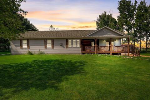 N6125 Square, Horicon, WI 53032