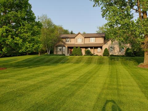 4812 Glen Vw, West Bend, WI 53095