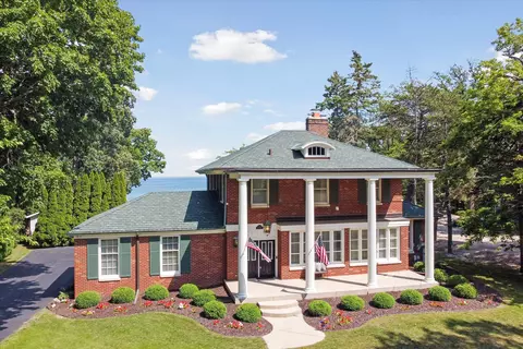 361 Sheridan, Racine, WI 53403