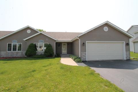 57 E Sedgemeadow, Elkhorn, WI 53121