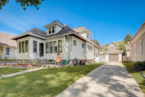 2346 N 66th, Wauwatosa, WI 53213