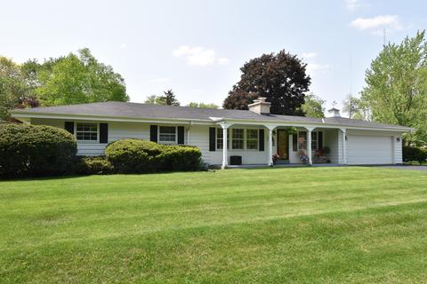 5569 S 116th, Hales Corners, WI 53130