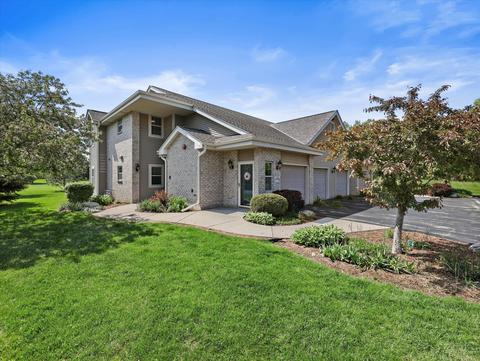 18450 Emerald #C, Brookfield, WI 53045
