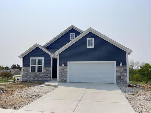 828 River Rdg, Waterford, WI 53185