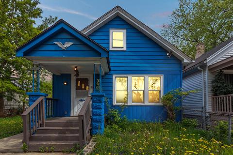 1212 W Scott, Milwaukee, WI 53204