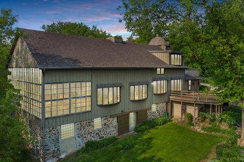 w1870 Pond Road, Rubicon, WI 53078
