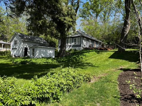 132 W Main, Fontana, WI 53125