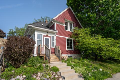 436 S 7th, West Bend, WI 53095