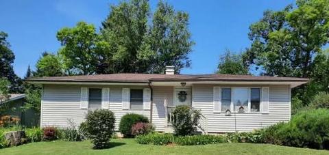1154 Bonnie Brae, Lake Geneva, WI 53147