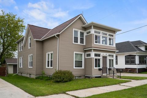 1613 S 8th, Sheboygan, WI 53081