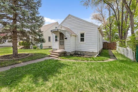 2614 E La, La Crosse, WI 54601