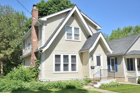110 N Charles, Waukesha, WI 53186