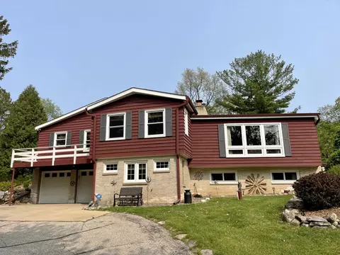 w310s282 Maple, Delafield, WI 53188