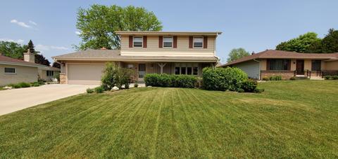 8522 W Whitaker, Greenfield, WI 53228
