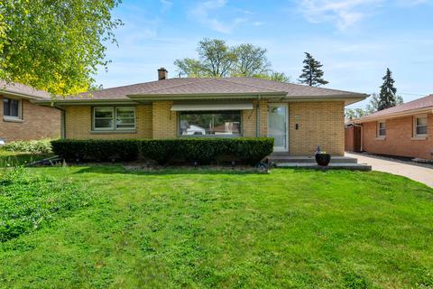 2908 S 72nd, West Allis, WI 53219