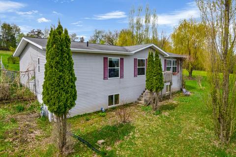 w19915 Bluestem Lane, Gale, WI 54630