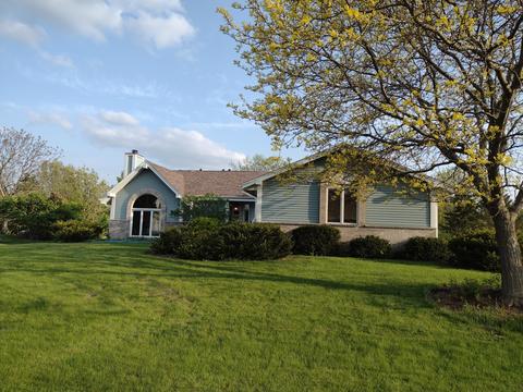 911 E Park, Oak Creek, WI 53154