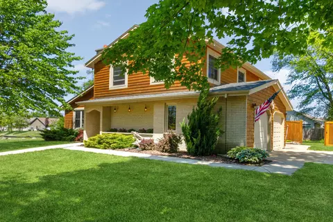 808 Lake Geneva, Lake Geneva, WI 53147