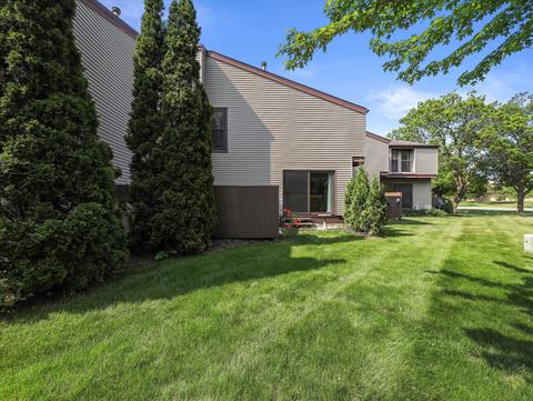 5141 S 13th #E, Milwaukee, WI 53221