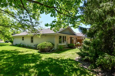 701 E Clay #1A, Whitewater, WI 53190