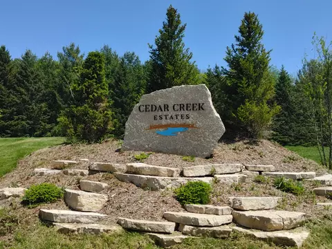 3875 Maxon #LT 20, Polk, WI 53086