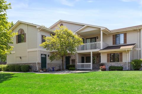 7305 98th #D, Kenosha, WI 53142