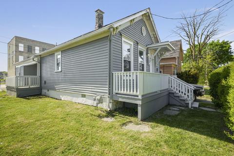 944 Peck, Racine, WI 53404