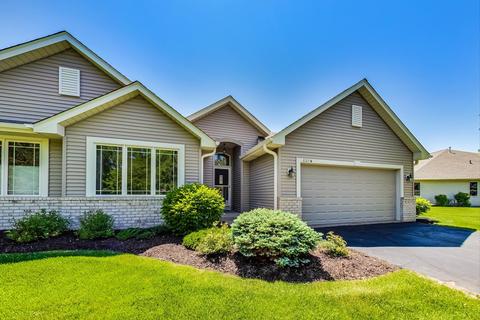 607 Westbury #B, Delavan, WI 53115