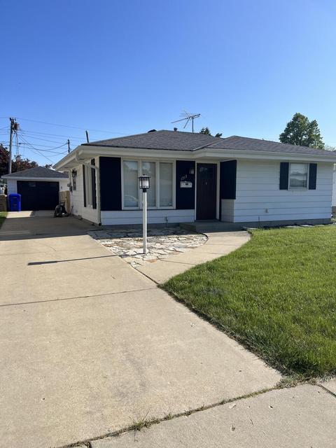 1717 23rd, Kenosha, WI 53140