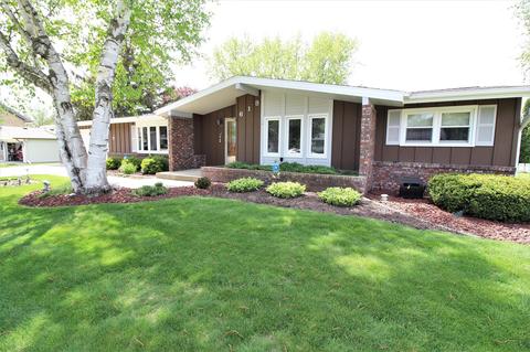 618 Long, Watertown, WI 53098