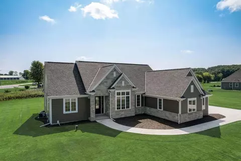 w277n6720 Timberline, Sussex, WI 53089