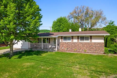 409 Park, La Crescent, MN 55947 photo 1