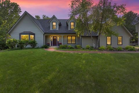 1215 S Springdale, Waukesha, WI 53186