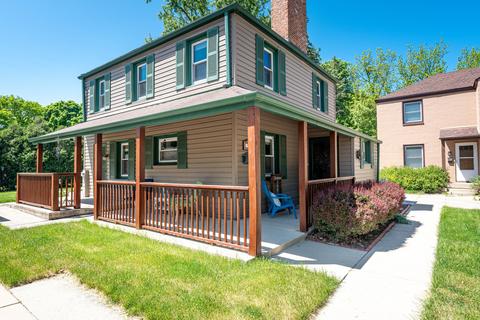 5579 Balsam, Greendale, WI 53129
