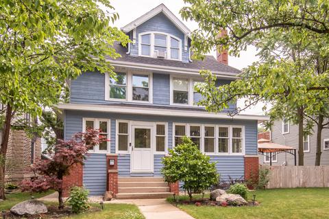 1520 S 76th, West Allis, WI 53214
