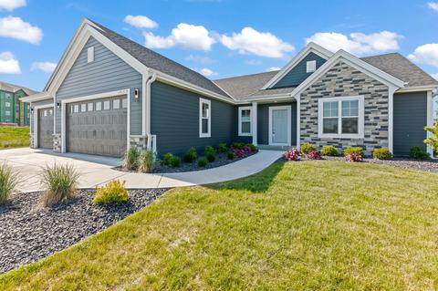 n49w19919 Hickory, Menomonee Falls, WI 53051