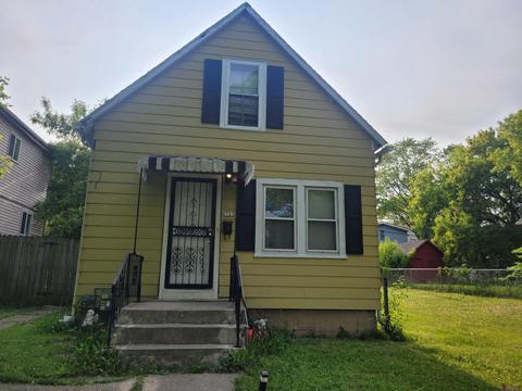 4723 N 34th, Milwaukee, WI 53209