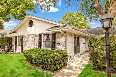 5286 Woodbridge, Greenfield, WI 53221