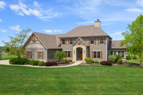 1180 Hickory Hl, Hubertus, WI 53033