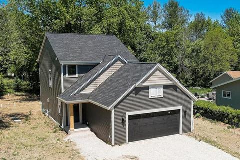n54w37106 Yale, Oconomowoc, WI 53066