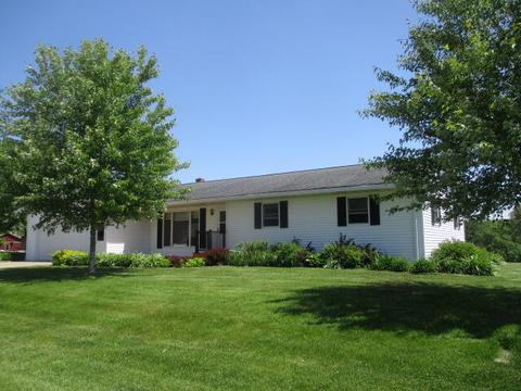 275 E Lakeview, La Farge, WI 54639