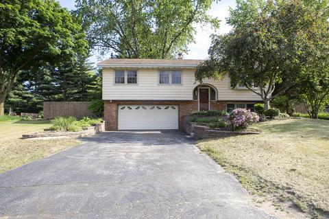 315 State, Dousman, WI 53118