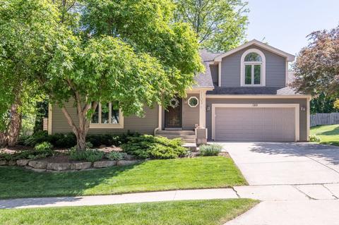 1103 Larchmont, Waukesha, WI 53186