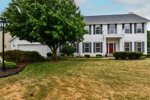 5239 W Harvard, Franklin, WI 53132