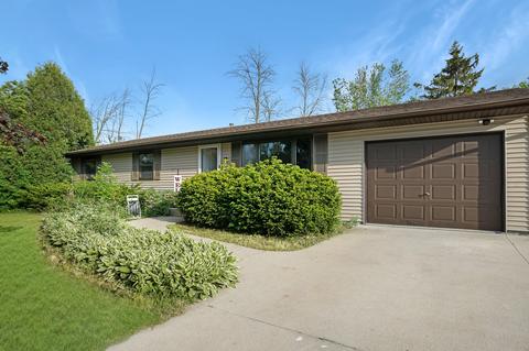 723 Suhrke, Plymouth, WI 53073