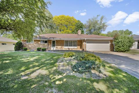 4439 N 109th, Wauwatosa, WI 53225