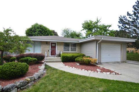 10046 W Fiebrantz, Milwaukee, WI 53222