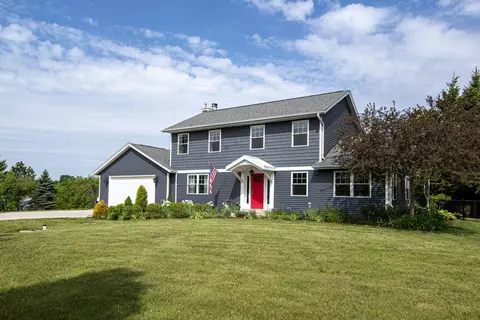 n5437 Loraine Drive, Fredonia, WI 53021
