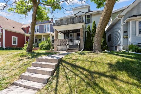 929 S 74th, West Allis, WI 53214