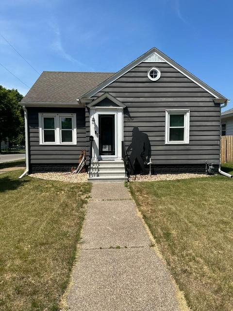 2124 15th, La Crosse, WI 54601